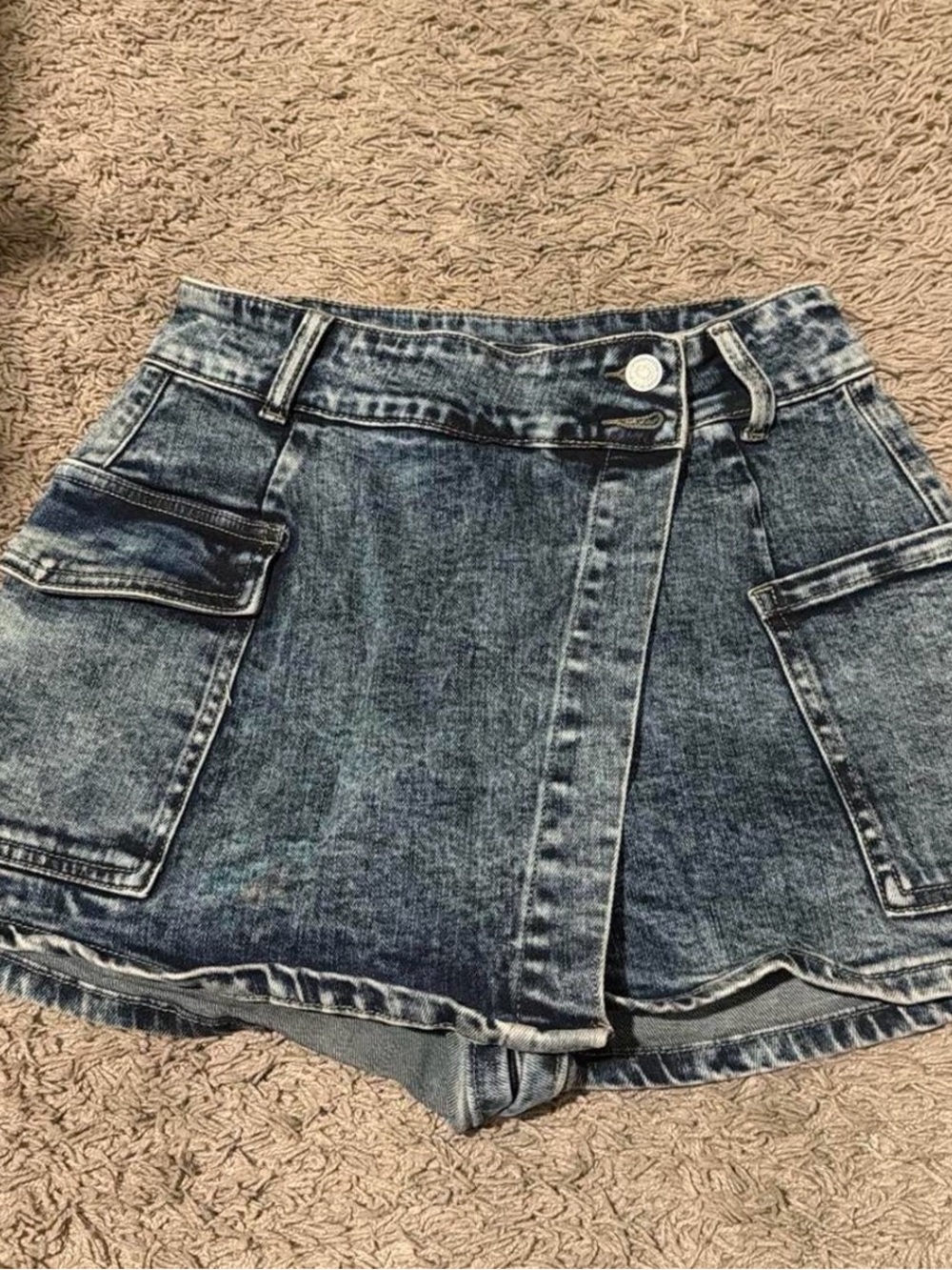 Windsor Denim Cargo Skort Shorts in Faded Blue